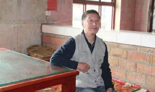 东北的炕一晚上烧几次 东北大炕上的一家人
